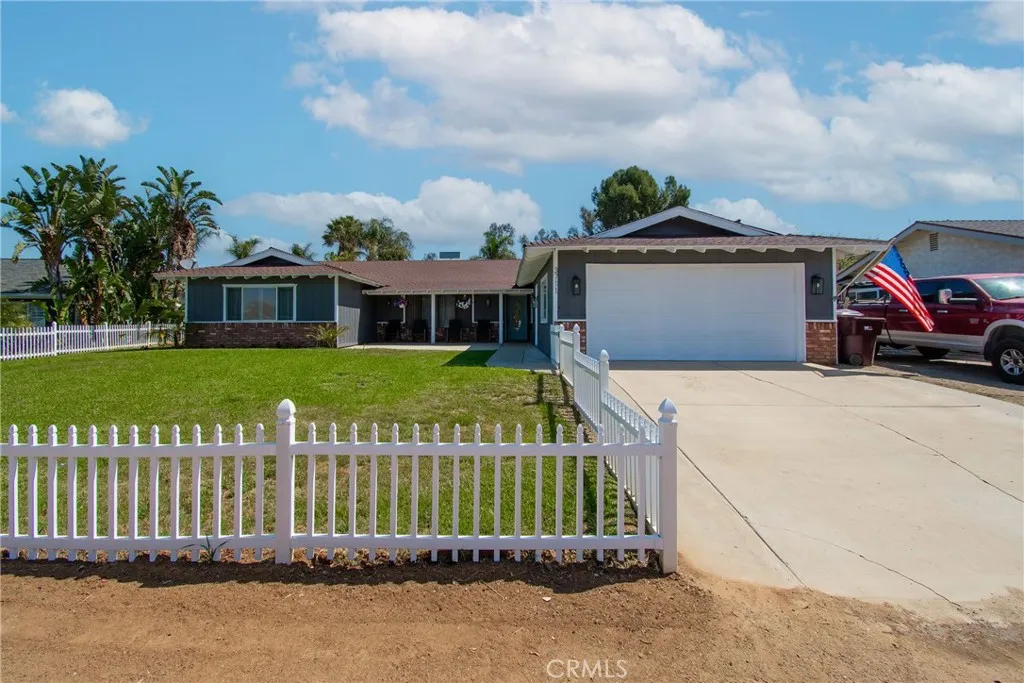 3711 Alhambra St, Norco, California 92860 home-pic-41